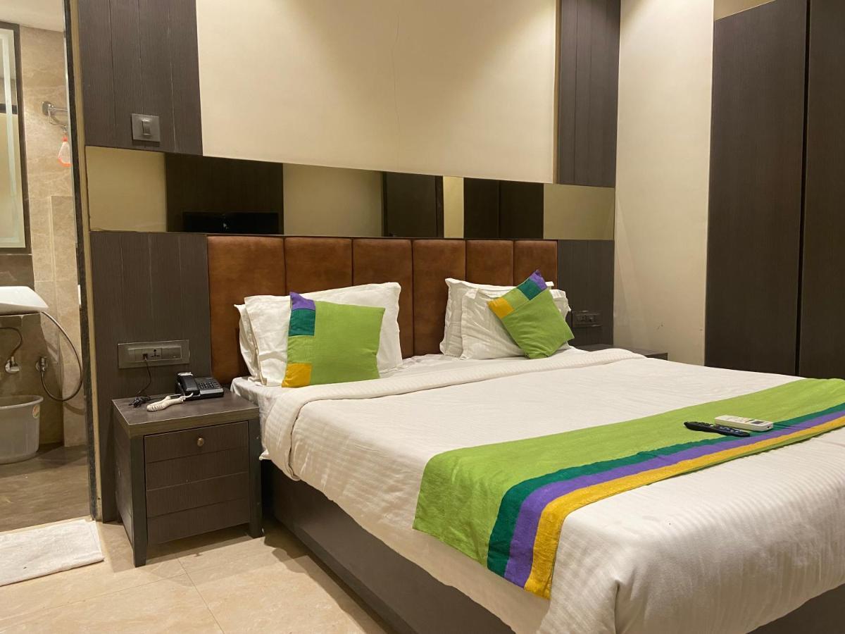 Hotel Oyster Suite Andheri West Mumbai  Buitenkant foto