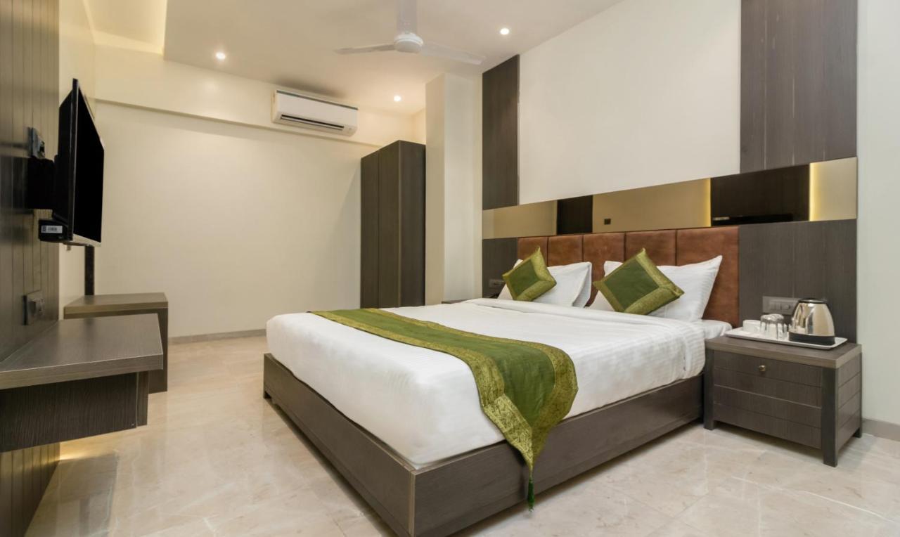 Hotel Oyster Suite Andheri West Mumbai  Buitenkant foto